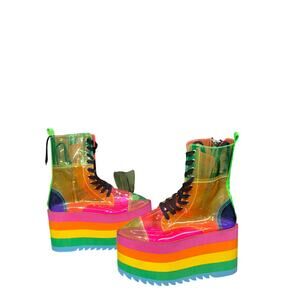 Current mood platform boot good condition size 10